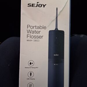 Black Portable Water Flosser